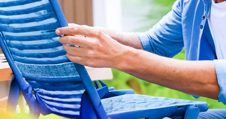 How to fix patio chairs
