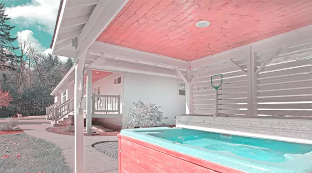 things-to-consider-for-a-hot-tub-under-your-deck