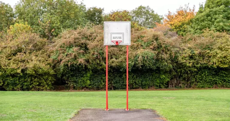 can-i-put-a-basketball-hoop-in-my-backyard