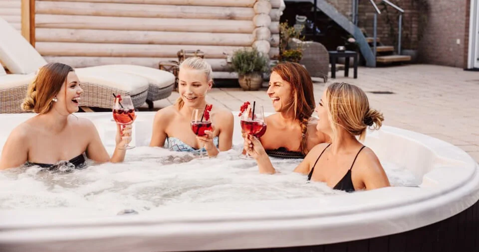 ultimate-hot-tub-party-guide