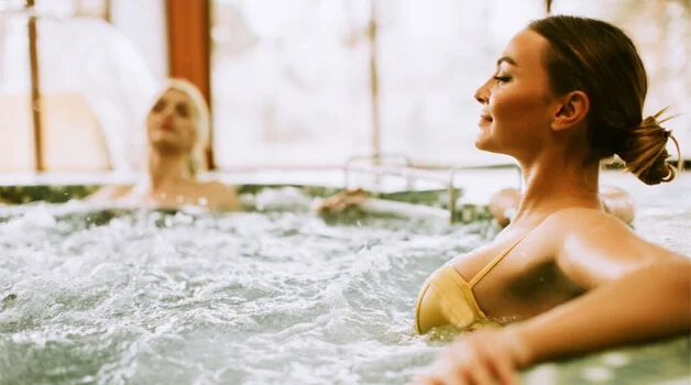 Creative ways to enjoy your hot tub at lower temperatures