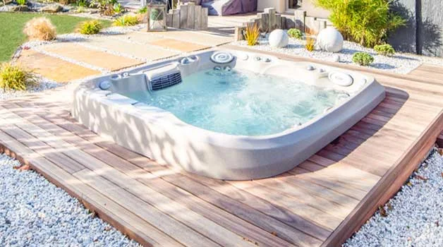 Legal and environmental aspects of the salt water hot tub ban